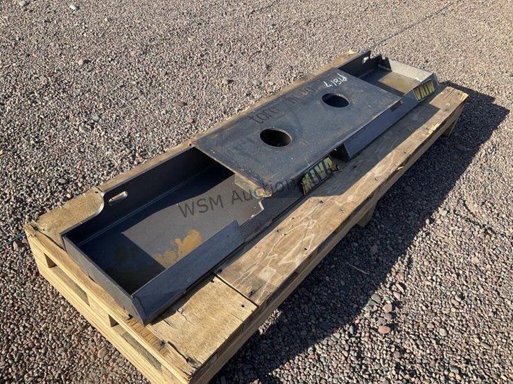 (3)-mounting-plates-for-stand-up-skid-steer-image-3