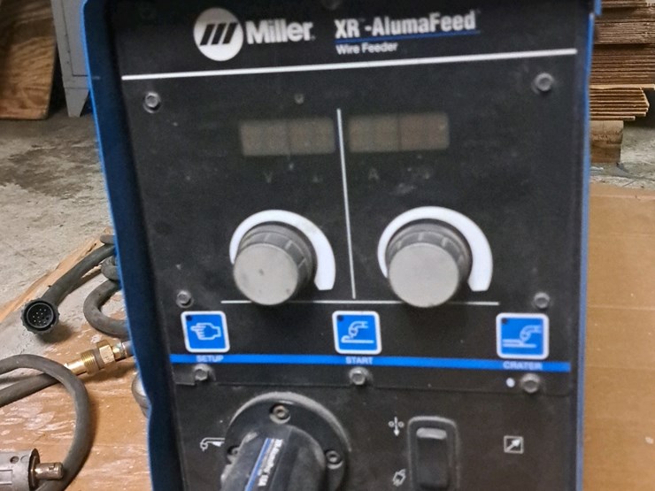#117-•-miller-wire-feeder-image-5