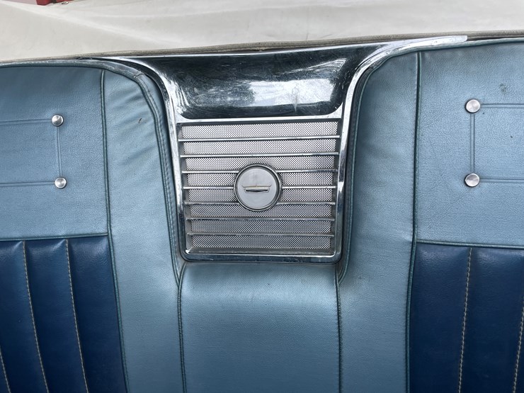 1965-ford-50-image-30