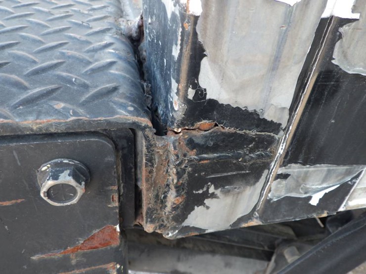 2015-hino-268-image-9