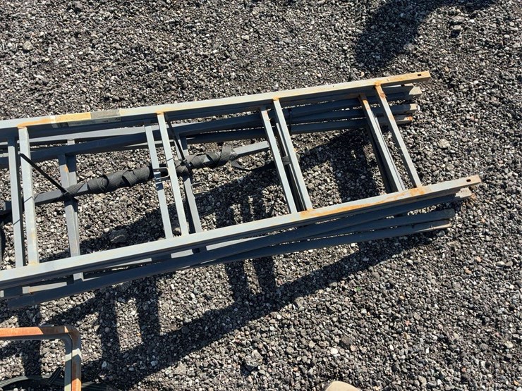 2-ladder-tree-stand-image-5