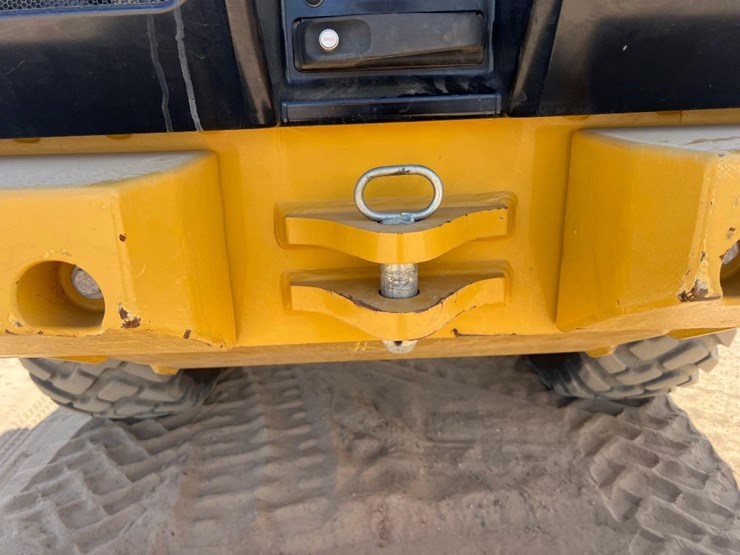 2021-caterpillar-926m-image-18