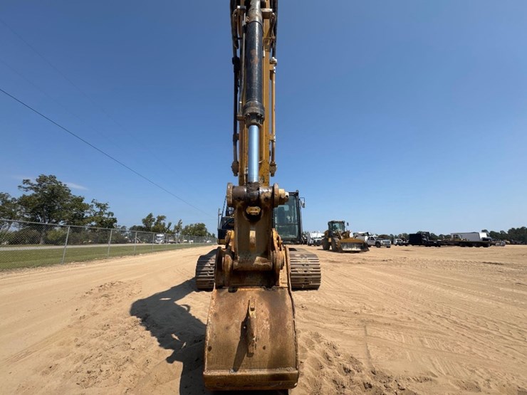 2014-caterpillar-336el-image-3