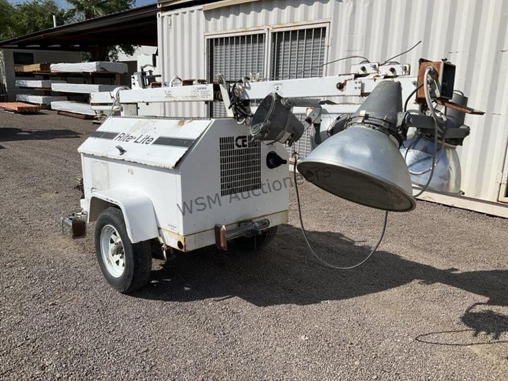 coleman-engineering-rite-lite-towable-light-tower-image-7