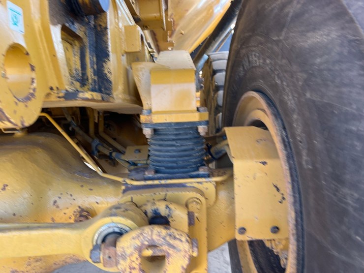 2019-caterpillar-740-gc-image-19