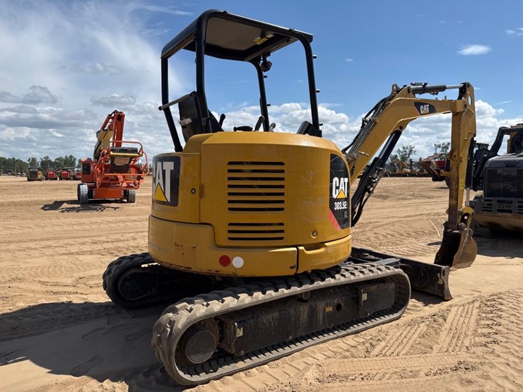 2020-caterpillar-303.5e2-cr-image-6