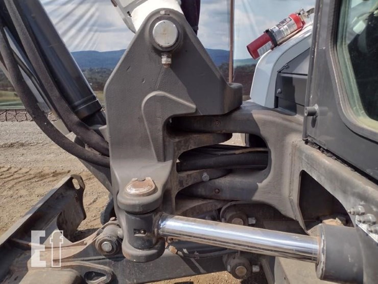 2018-bobcat-e85-image-25