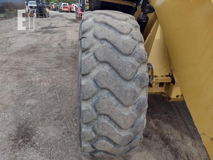 2020-caterpillar-930m-image-23