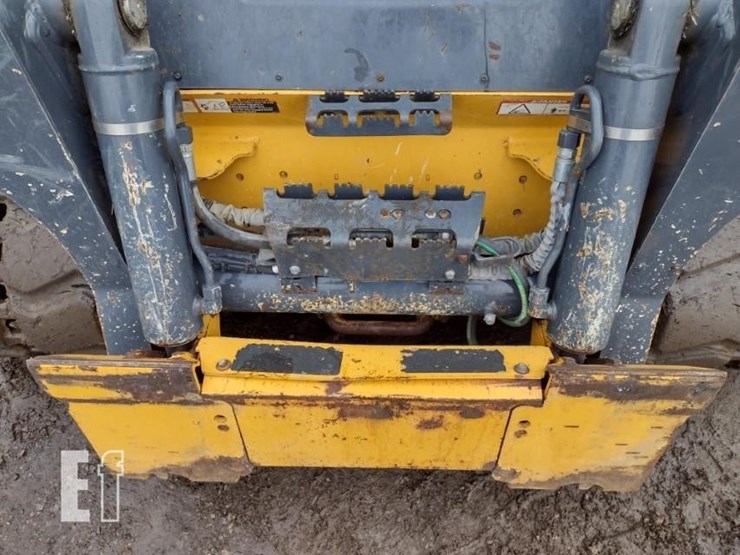 2022-deere-333g-image-14