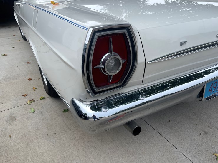 1965-ford-50-image-15