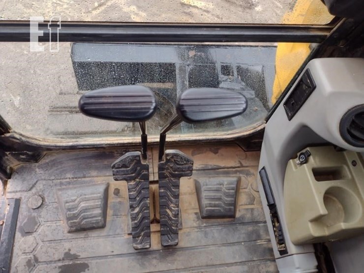 2017-caterpillar-308e2-cr-image-6