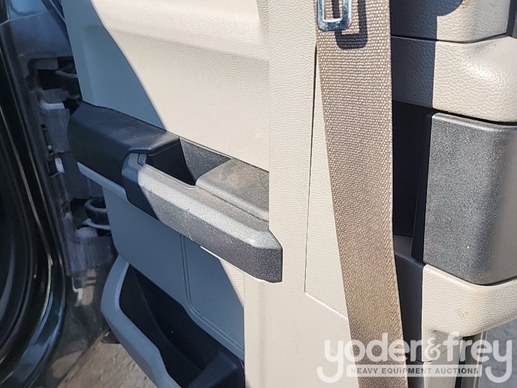 2018-ford-f150-image-29