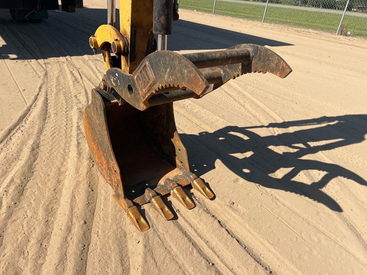 2014-caterpillar-303.5e-cr-image-10