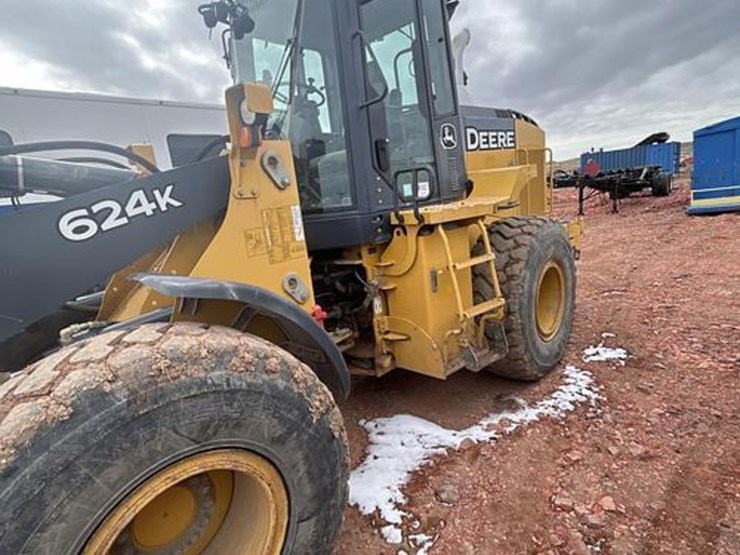 2014-deere-624k-image-6
