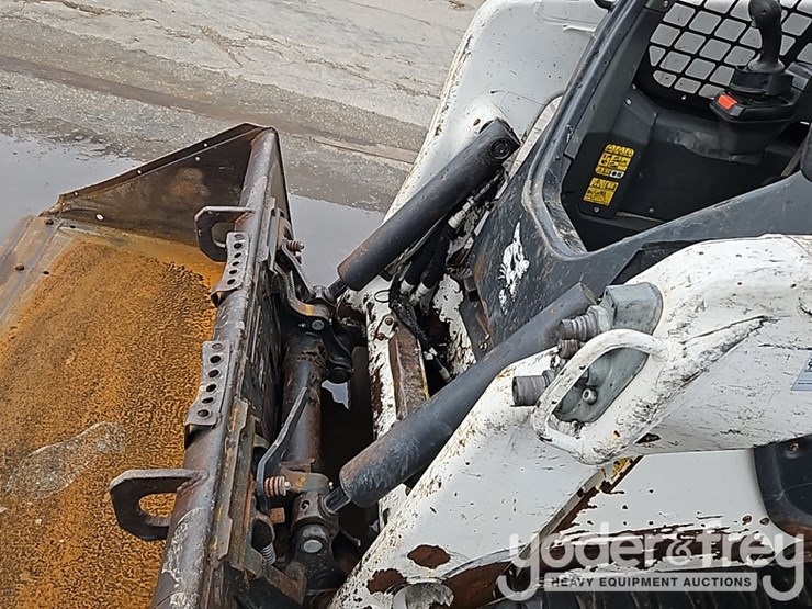 2021-bobcat-t76-image-16