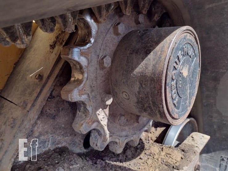 2015-deere-333e-image-21