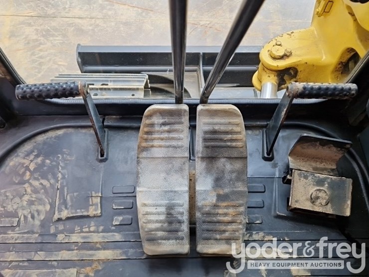 2014-komatsu-pc80mr-3-image-60