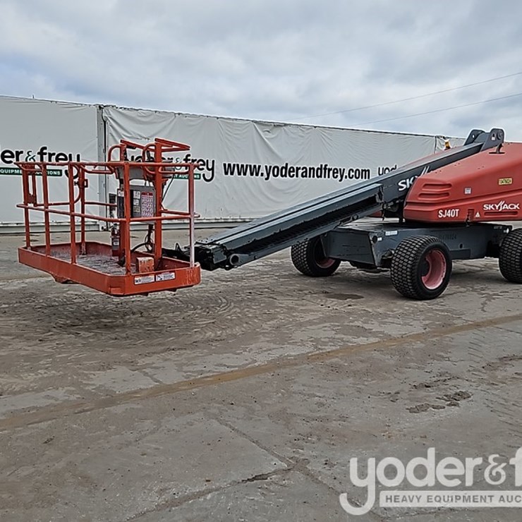 2016 SKYJACK SJ40T