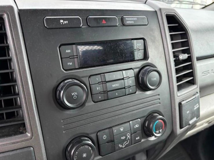 2019-ford-f450-image-23