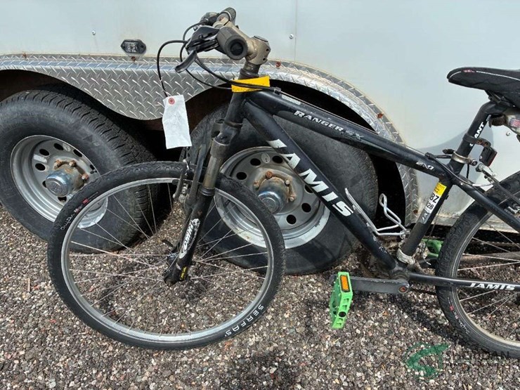 (2)-mountain-bikes-image-2