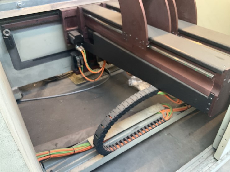 #100-•-2021-accurpress-accell-hybrid-image-27