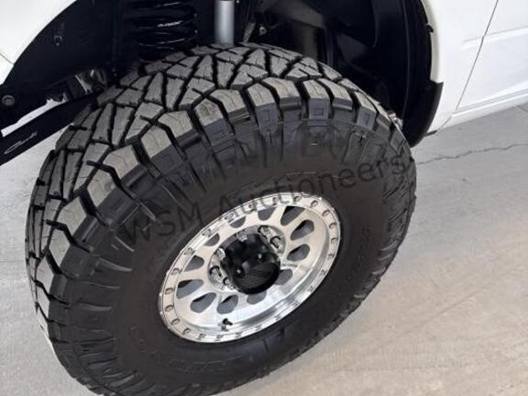 2015-ram-2500-slt-image-5