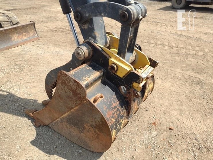 2022-deere-50g-image-19