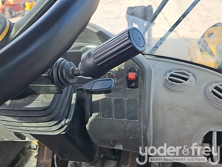 2019-volvo-l70h-image-36