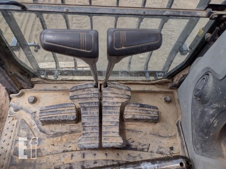 2015-doosan-dx180-lc-3-image-7