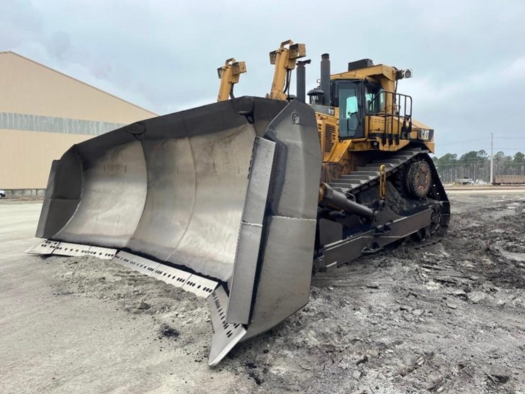 2017-caterpillar-d11t-image-4
