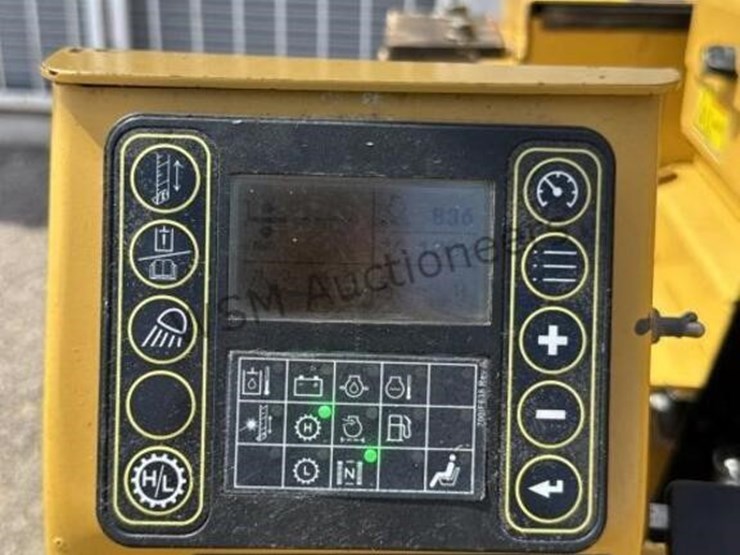 2014-vermeer-pd10-pile-driver-image-31