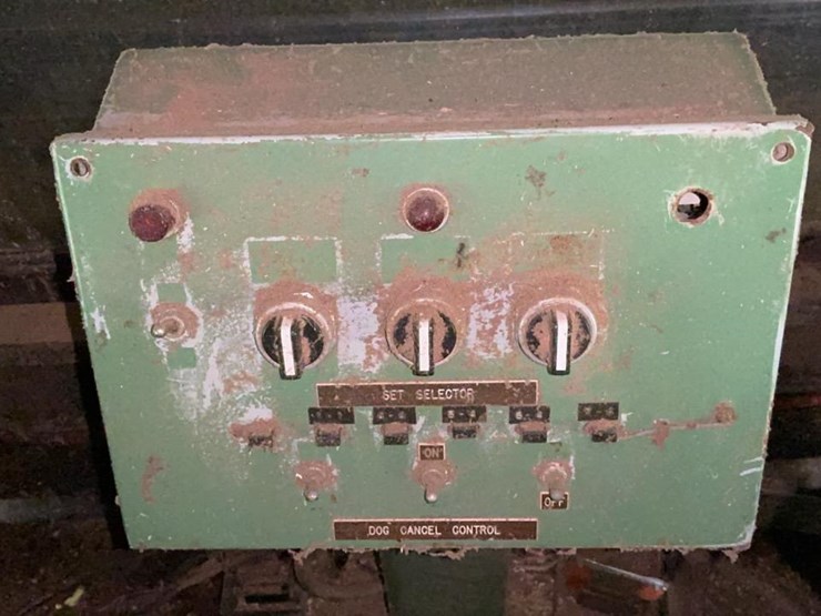 #103-•-hmc-ac-40-carriage-image-79