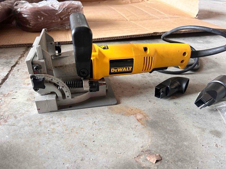dewalt-wood/steel-planer-image-2