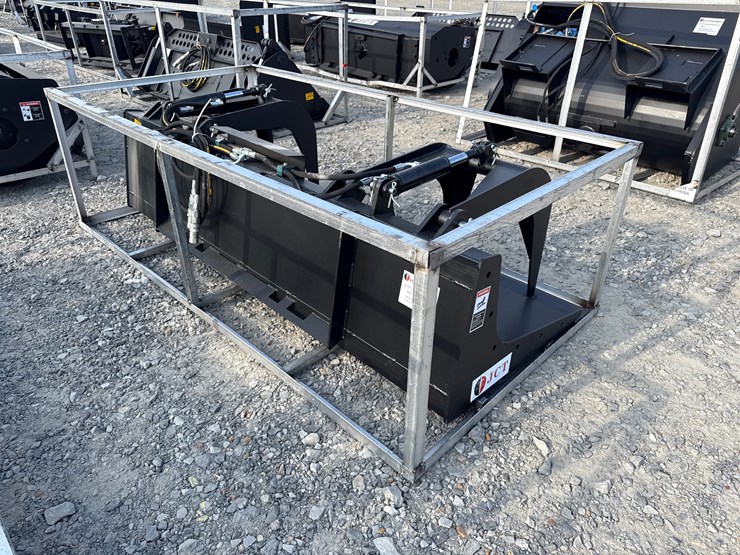 #2089-•-unused-jct-7'-skid-steer-grapple-bucket-inv#-27497-image-4