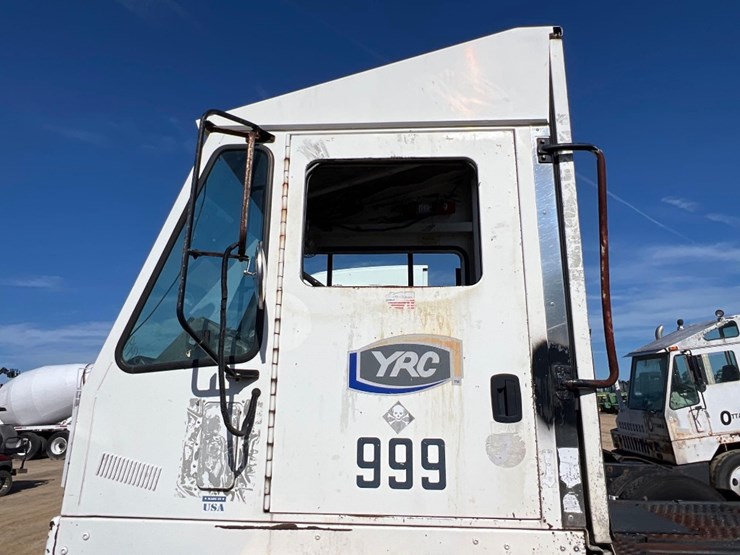 2008-kalmer-4x2-spotter-truck-image-9