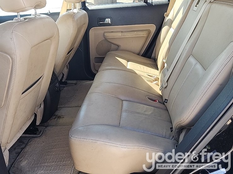 2008-ford-edge-image-38