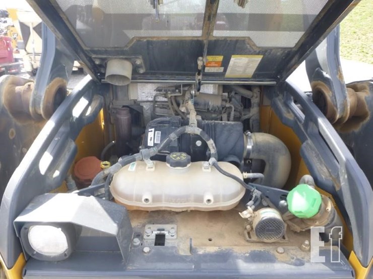 2023-deere-325g-image-35