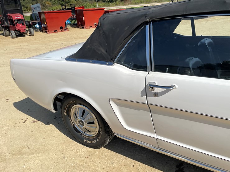 #7017-•-1966-ford-mustang-convertible-(downing,-wi)-(has-wi-title)-image-43