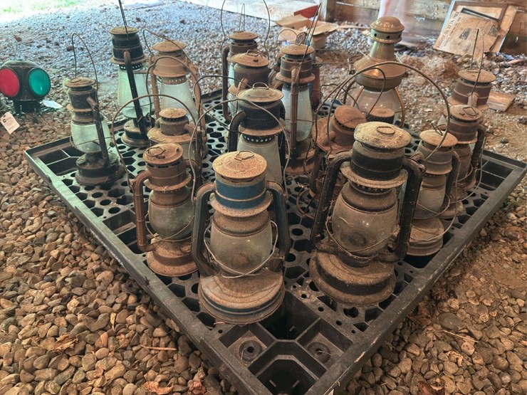 lantern-assortment-image-1