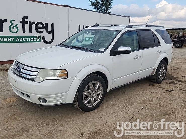 2008-ford-taurus-x-image-1