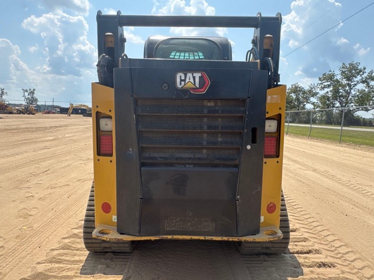 2023-caterpillar-259d3-image-7