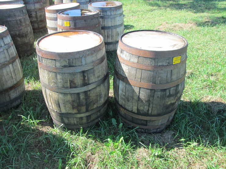 #29418-•-lot-of-(2)-whiskey-barrels-image-2