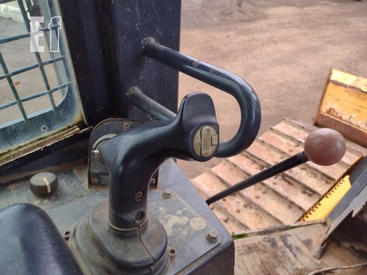 2006-deere-650j-lgp-image-11