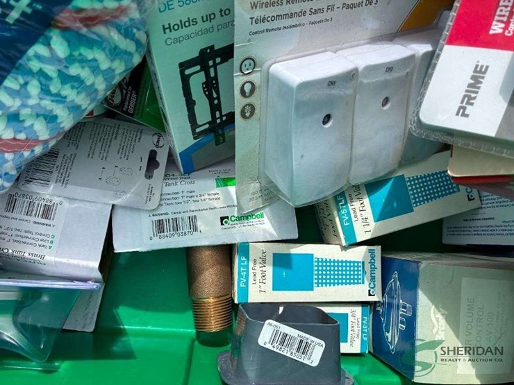 numerous-new-hardware-items-totes-not-included-image-5