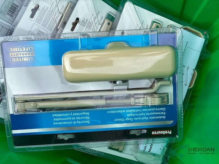 numerous-new-hardware-items-totes-not-included-image-2