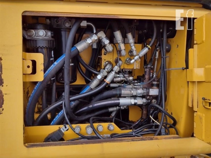 2006-deere-650j-lgp-image-39