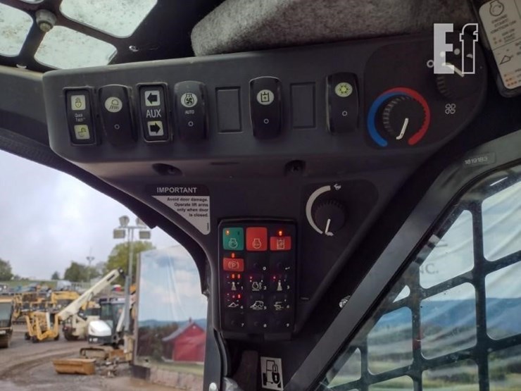 2023-deere-333g-image-8