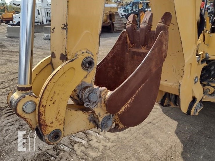 2005-deere-110-image-28