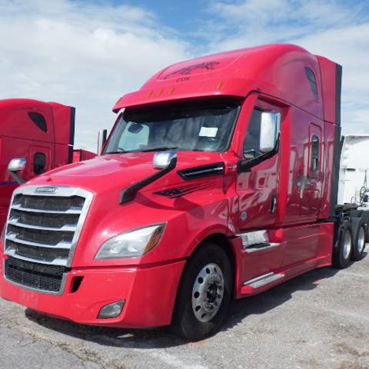 2023 FREIGHTLINER CASCADIA 126