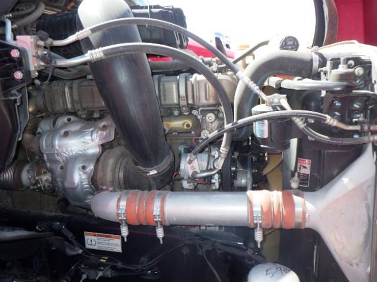 2021-freightliner-cascadia-126-image-17